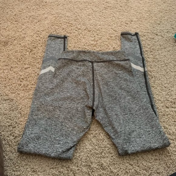 Electric & Rose Grey Arrow Leggings - Picture 2 of 6